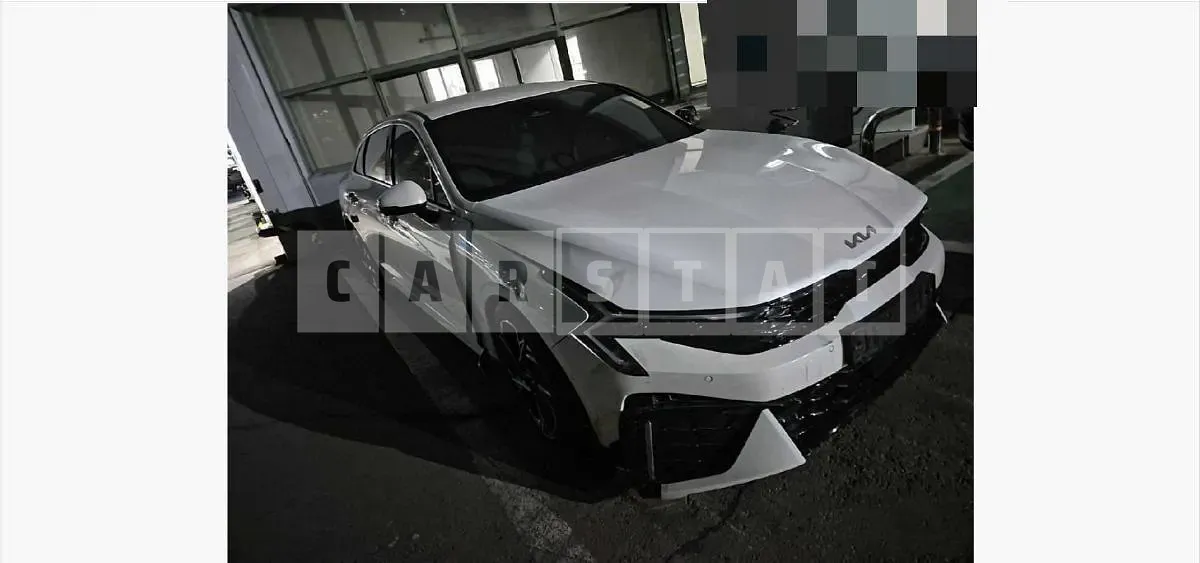 Photo 2 of 46: 2024 Kia K5 Hybrid — Korean insurance auction