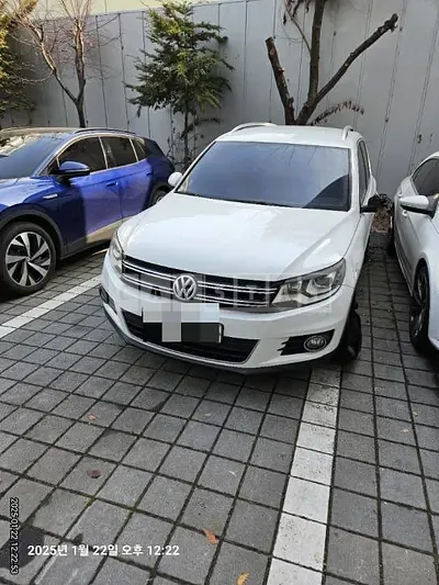 Photo 1 of 25: 2014 Volkswagen Tiguan 2.0 TDI Blue Motion — Korean insurance auction