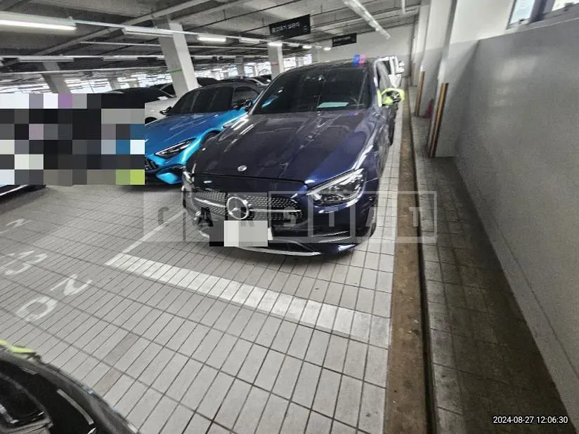 Photo 2 of 19: 2020 Mercedes-Benz E350 4Matic — Korean insurance auction