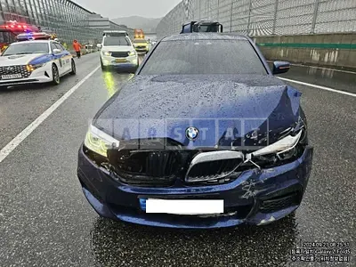 Photo 1 of 28: 2017 BMW 530i xDrive — Korean insurance auction