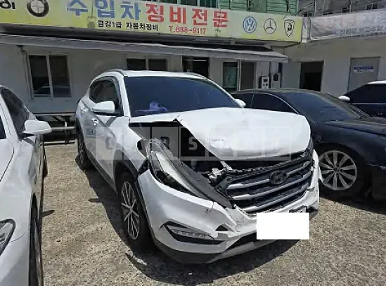 Photo 2 of 8: 2017 Hyundai Tucson — Korean insurance auction