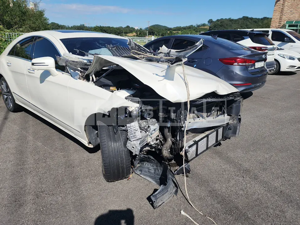 Photo 2 of 6: 2016 Mercedes-Benz CLS250 d 4Matic — Korean insurance auction