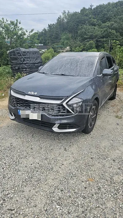 Photo 1 of 17: 2022 Kia Sportage Hybrid — Korean insurance auction