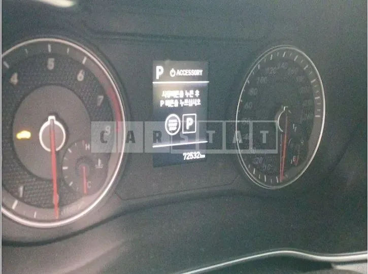 Photo 2 of 11: 2019 Genesis G70 — Korean insurance auction