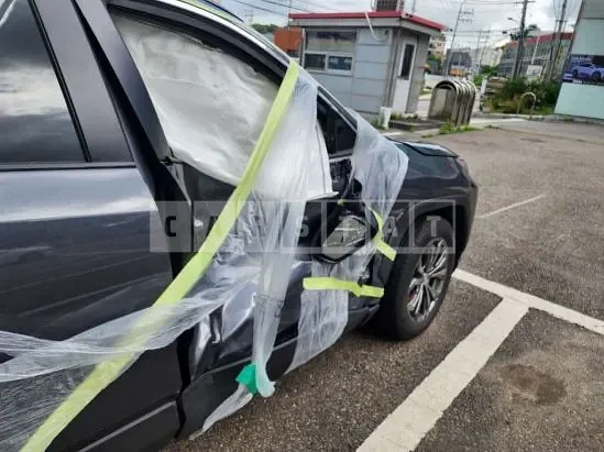Photo 2 of 37: 2023 Toyota RAV4 Hybrid AWD — Korean insurance auction