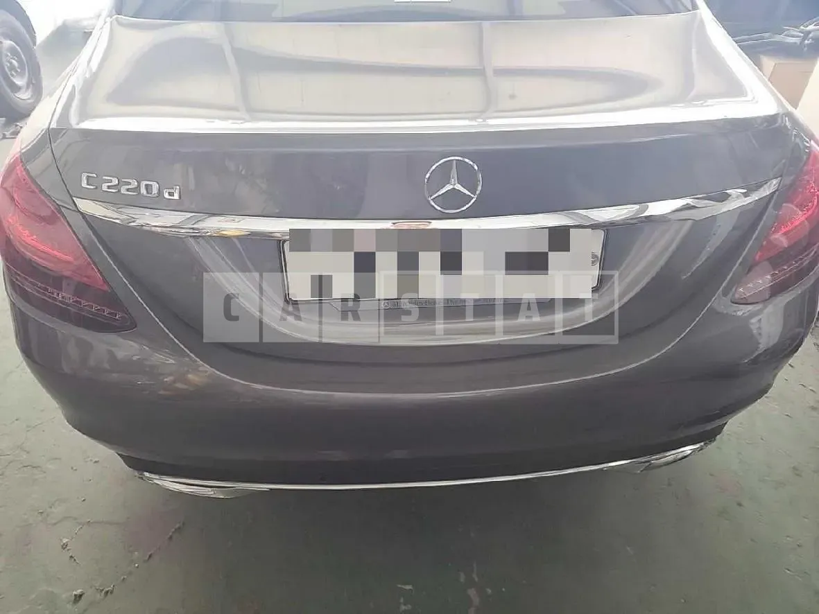 Photo 2 of 3: 2019 Mercedes-Benz (parts) C220 d Light — Korean insurance auction