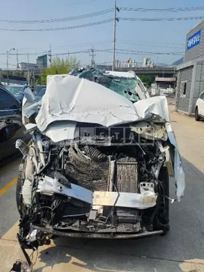Photo 1 of 10: 2023 Hyundai Santa Fe — Korean insurance auction