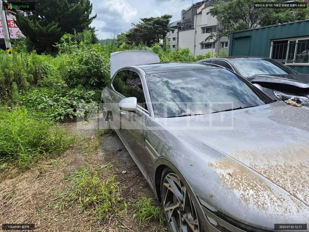 Photo 2 of 24: 2022 Genesis G90, VIN KMTFA41DDNU003324 — Korean insurance auction