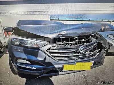 Photo 1 of 4: 2016 Hyundai Tucson TL — Korean insurance auction