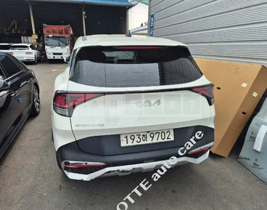 Photo 2 of 16: 2022 Kia Sportage — Korean insurance auction