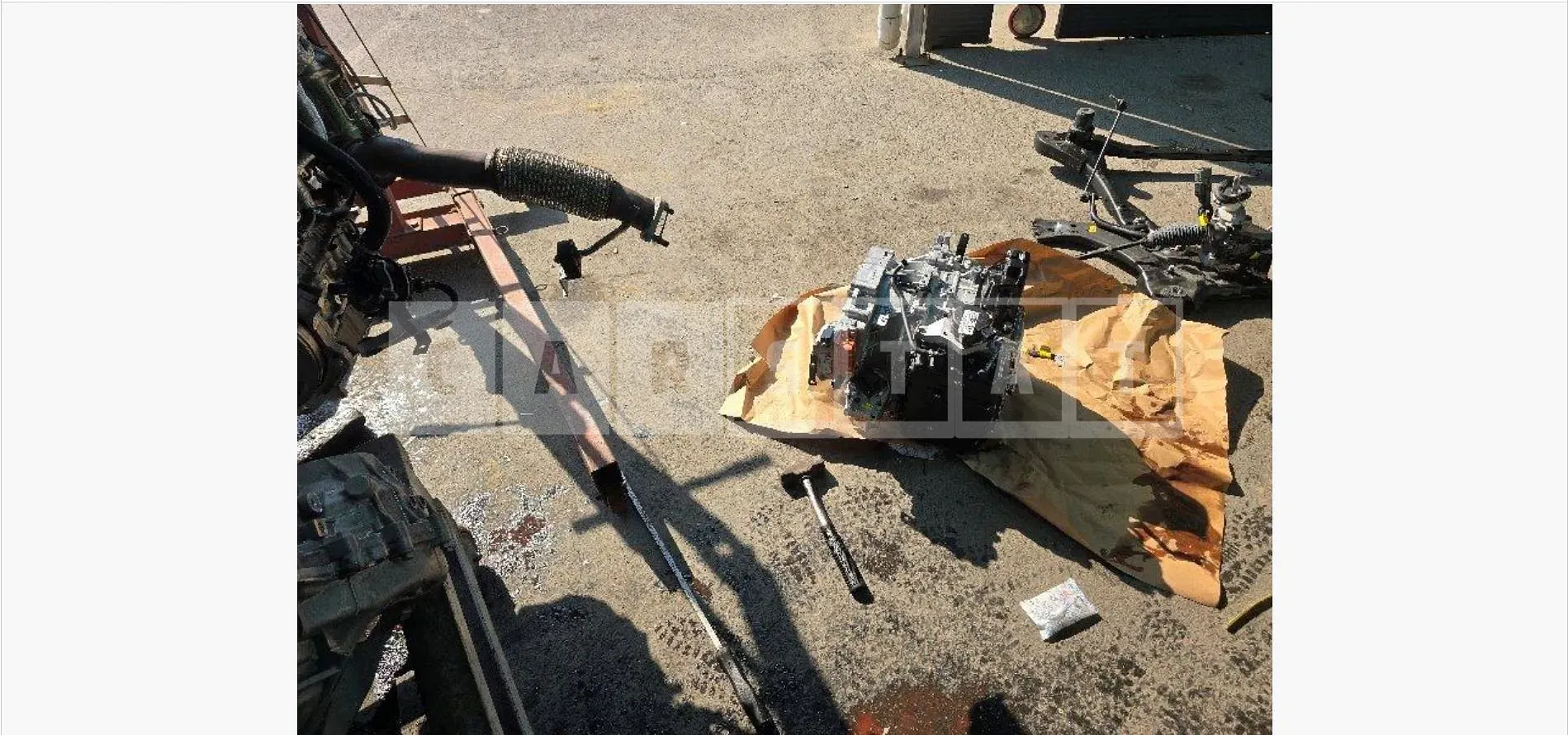 Photo 2 of 2: 2025 Hyundai (parts) Santa Fe Mission — Korean insurance auction
