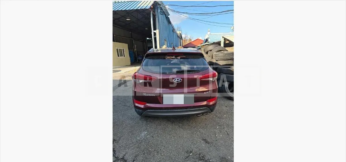 Photo 2 of 13: 2015 Hyundai Tucson TL — Korean insurance auction
