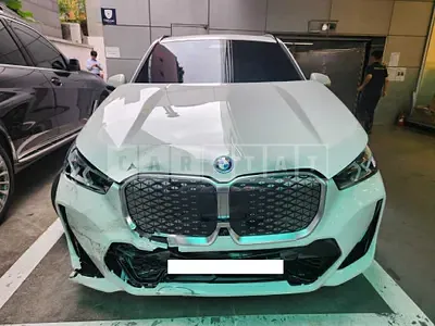 Photo 1 of 42: 2024 BMW iX1 xDrive30 — Korean insurance auction
