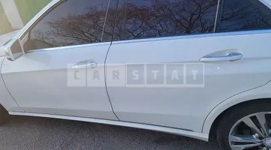 Photo 2 of 10: 2015 Mercedes-Benz E 300 4Matic — Korean insurance auction