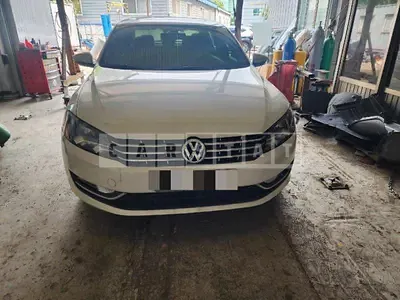 Photo 1 of 15: 2014 Volkswagen Passat 2.0 TDI — Korean insurance auction