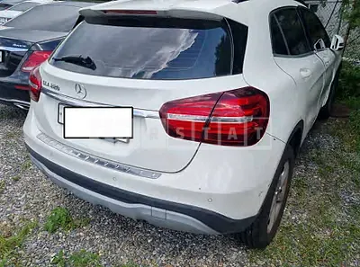 Photo 1 of 43: 2018 Mercedes-Benz GLA220, VIN WDCTG4FB0JJ435065 — Korean insurance auction