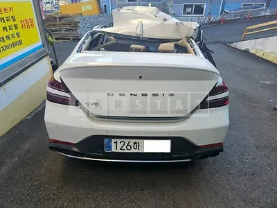 Photo 1 of 28: 2021 Genesis G70, VIN KMTG341ABMU091258 — Korean insurance auction
