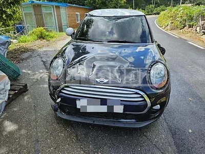 Photo 1 of 14: 2015 MINI Cooper, VIN WMWXM5105F3A15891 — Korean insurance auction