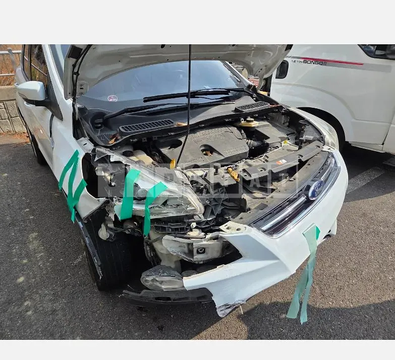 Photo 2 of 19: 2016 Ford Kuga 2.0 AWD — Korean insurance auction