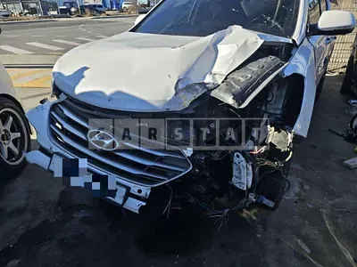 Photo 1 of 6: 2016 Hyundai Santa Fe DM — Korean insurance auction