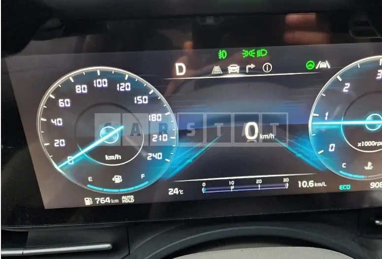 Photo 2 of 35: 2021 Kia Carnivals — Korean insurance auction