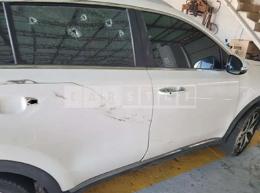 Photo 2 of 13: 2016 Kia Sportage — Korean insurance auction