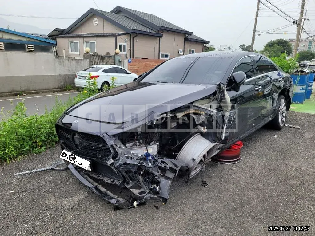 Photo 2 of 29: 2019 Mercedes-Benz CLS400d 4Matic, VIN WDD2J2DB0KA046282 — Korean insurance auction
