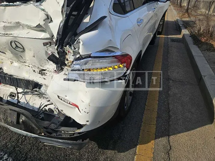 Photo 2 of 30: 2019 Mercedes-Benz GLC300 4Matic Coupe — Korean insurance auction
