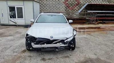 Photo 1 of 30: 2020 BMW 520d xDrive M Sport Package, VIN WBAJF5106LWW72352 — Korean insurance auction