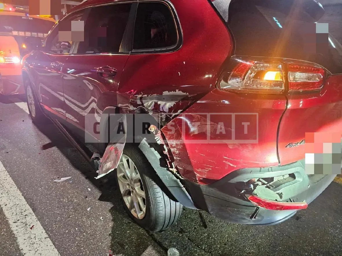 Photo 2 of 5: 2016 Jeep Zip Cherokee 2.4, VIN 1C4PJMCB7HW542480 — Korean insurance auction