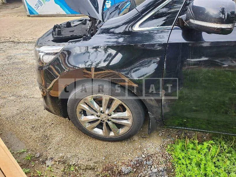 Photo 2 of 8: 2017 Kia Carnival Limousine — Korean insurance auction