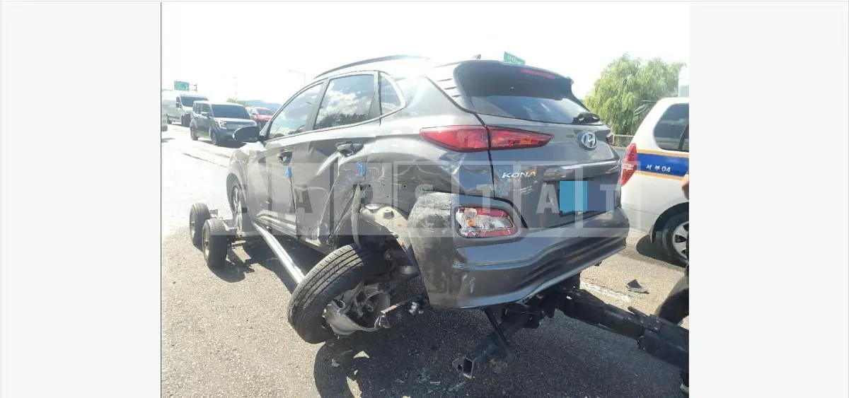 Photo 2 of 22: 2018 Hyundai Kona Electric Car — Korean insurance auction