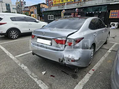 Photo 1 of 13: 2015 Lexus ES350, VIN JTHBK1GG7F2192847 — Korean insurance auction