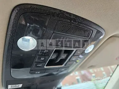 Photo 2 of 17: 2021 Kia Carnival — Korean insurance auction