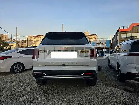 Photo 2 of 24: 2022 Kia Sorento — Korean insurance auction