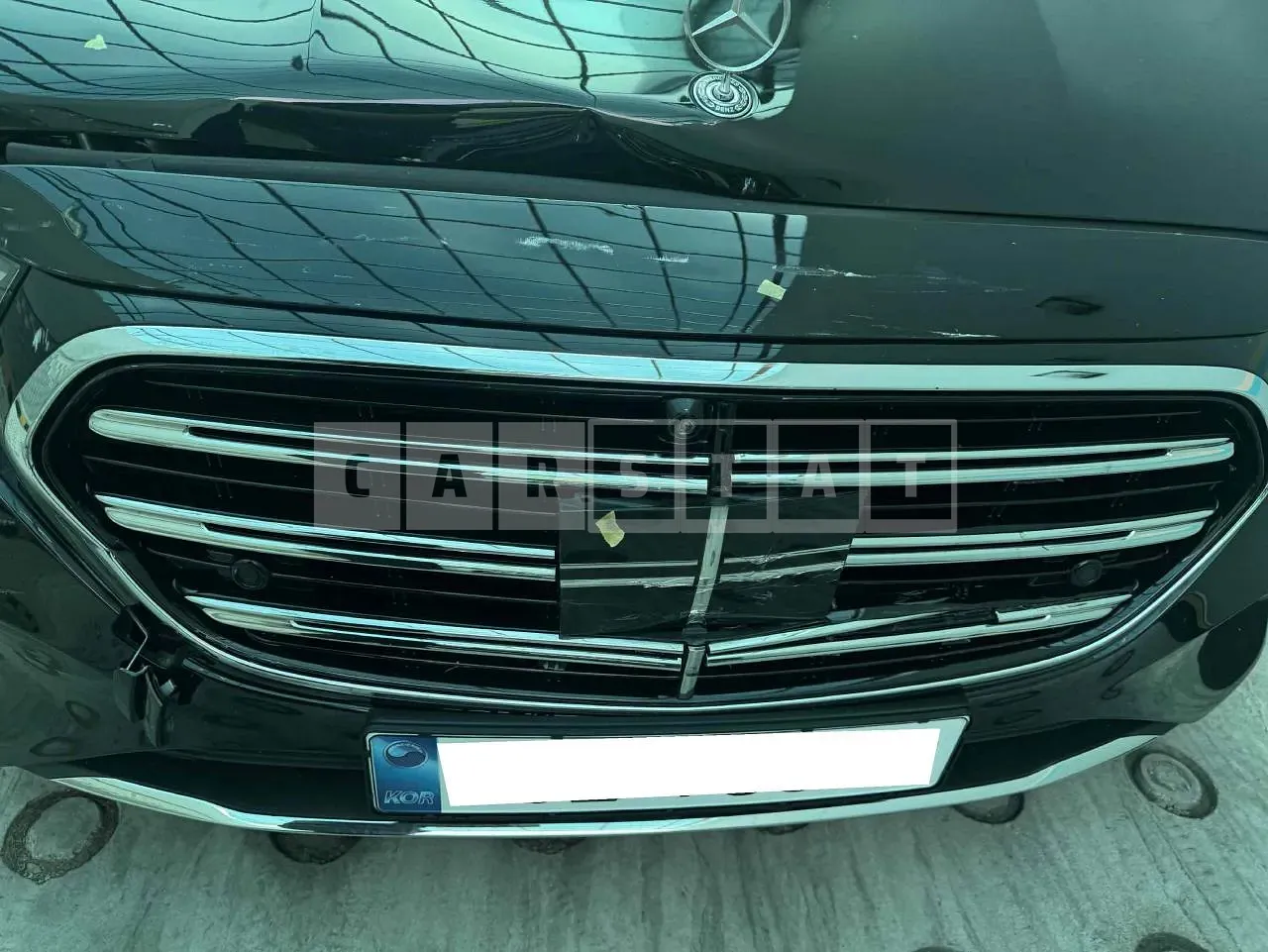 Photo 2 of 13: 2025 Mercedes-Benz E 300 4Matic, VIN W1KLF4HB8SA180291 — Korean insurance auction