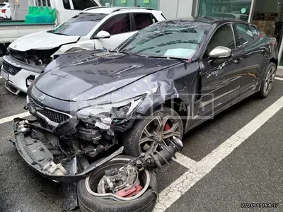 Photo 1 of 7: 2018 Kia Stinger, VIN KNAE751CBJS009308 — Korean insurance auction