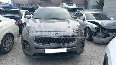 Photo 1 of 3: 2016 Kia Sportage, VIN KNAP6815GHK226636 — Korean insurance auction