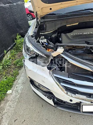 Photo 2 of 18: 2018 Hyundai Santa Fe — Korean insurance auction