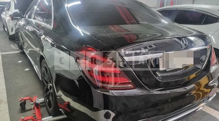 Photo 2 of 25: 2020 Mercedes-Benz S63 4Matic L, VIN WDDUG8JB5KA439127 — Korean insurance auction