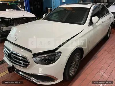 Photo 1 of 11: 2023 Mercedes-Benz E250, VIN W1KZF4FB8PB153204 — Korean insurance auction