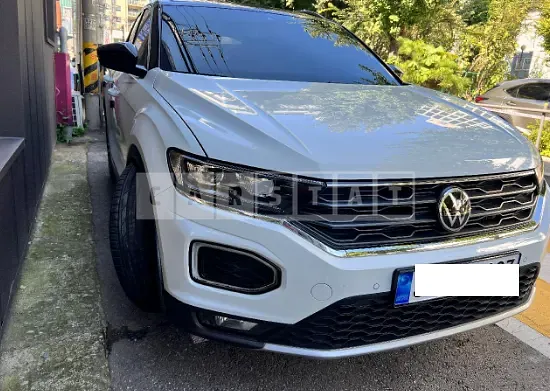Photo 2 of 49: 2022 Volkswagen T-Roc 2.0 TDI, VIN WVGZZZA1ZNV039191 — Korean insurance auction