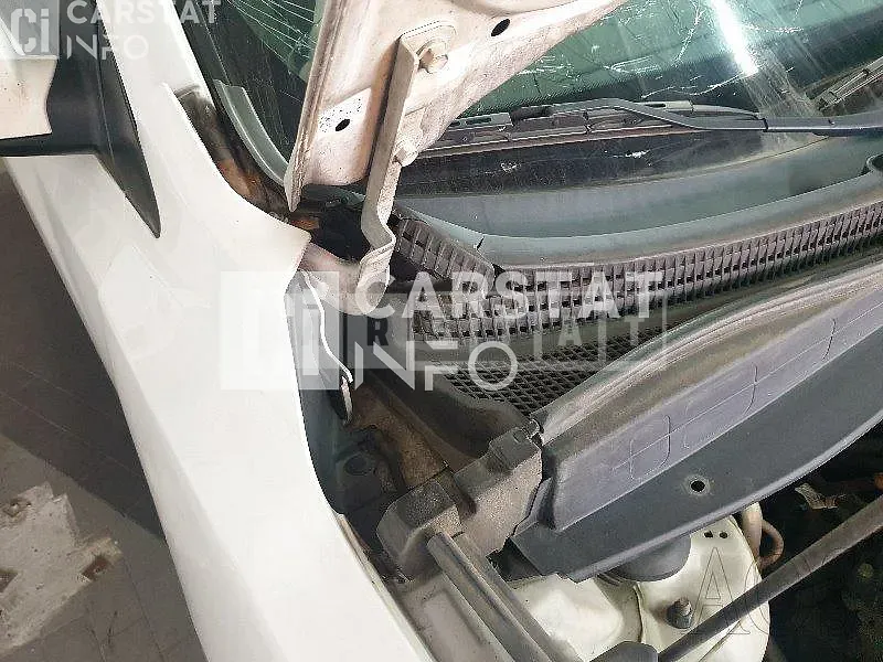 Photo 2 of 17: 2015 Hyundai Tucson, VIN KMHJT81VBFU094071 — Korean insurance auction