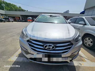 Photo 1 of 36: 2016 Hyundai Santa Fe DM 4WD — Korean insurance auction
