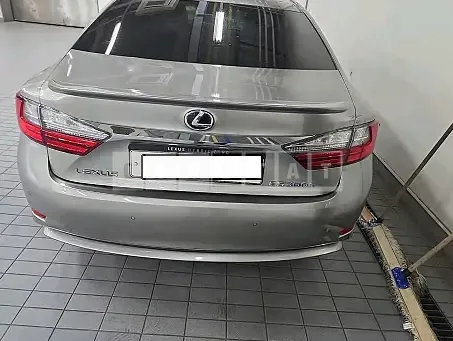 Photo 2 of 17: 2016 Lexus ES300h — Korean insurance auction