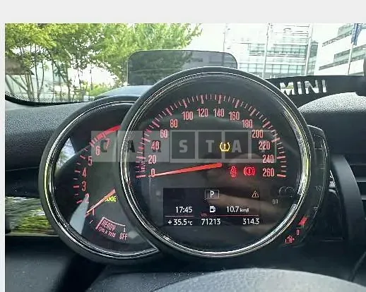Photo 2 of 9: 2018 MINI Cooper Convertible — Korean insurance auction