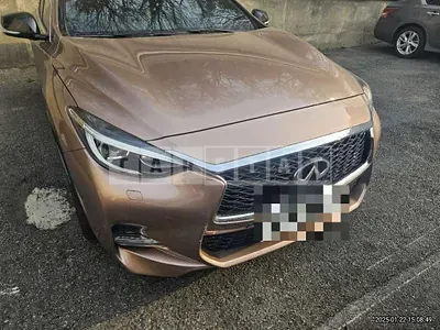 Photo 1 of 30: 2017 Infiniti Q30 — Korean insurance auction