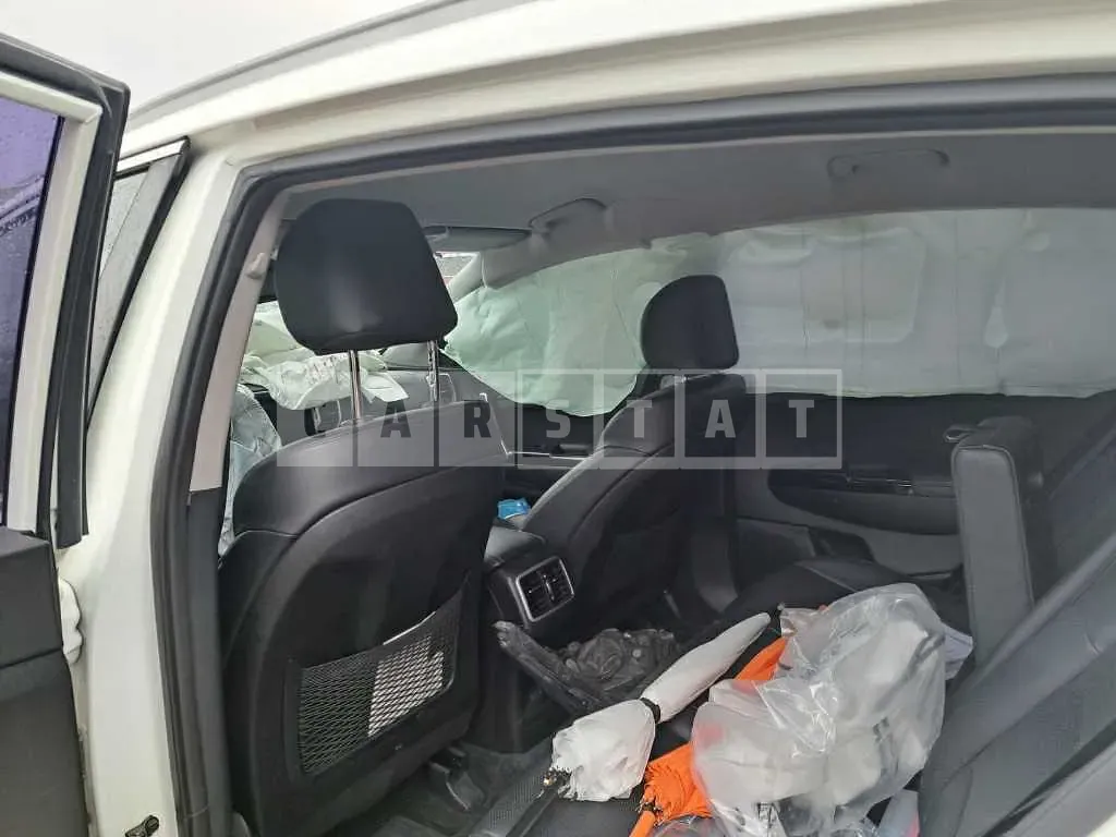 Photo 2 of 10: 2017 Kia Sportage, VIN KNAPM813BHK197842 — Korean insurance auction