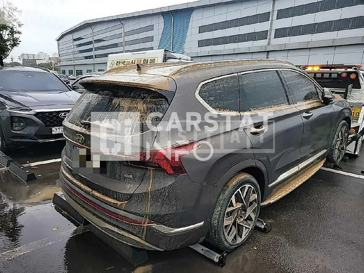 Photo 2 of 12: 2021 Hyundai Santa Fe, VIN KMHS381HGMU315041 — Korean insurance auction