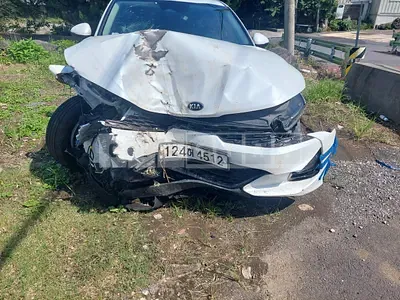 Photo 1 of 8: 2020 Kia K5, VIN KNAG541BBLA061387 — Korean insurance auction